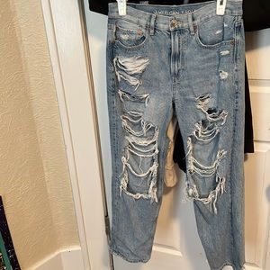 American Eagle Mom/Boyfriend Jeans